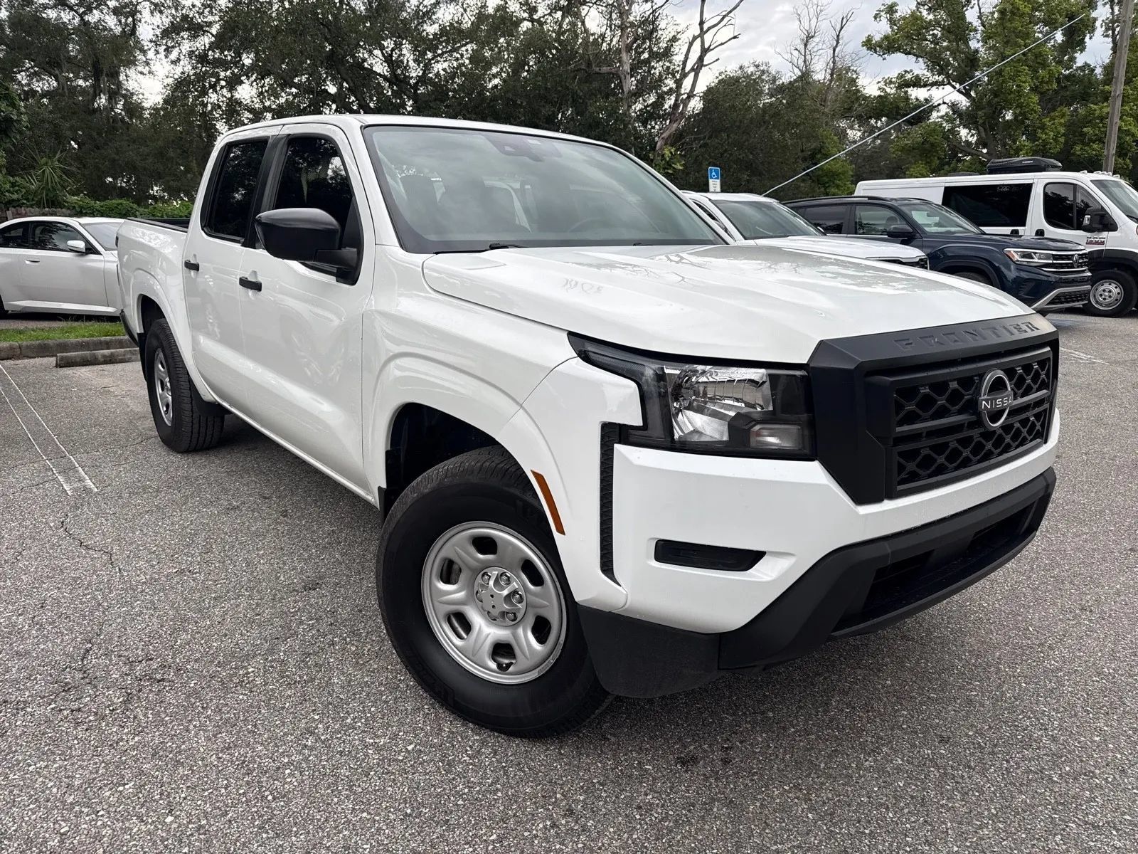 Used 2024 Nissan Frontier S w/ Technology Package RWD image 5