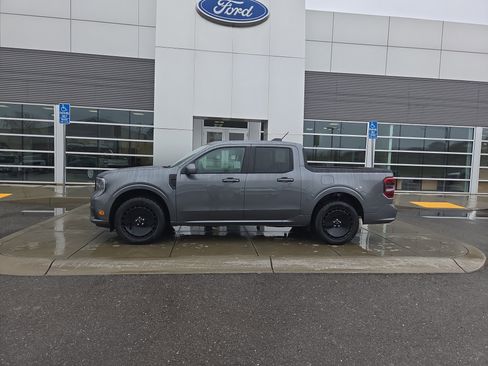 New 2026 Ford Maverick Lobo image 2
