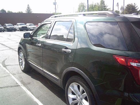 Used 2013 Ford Explorer Limited AWD/4WD image 9