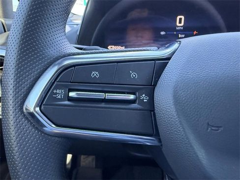 New 2026 Chevrolet Equinox EV LT w/ Midnight Package image 19