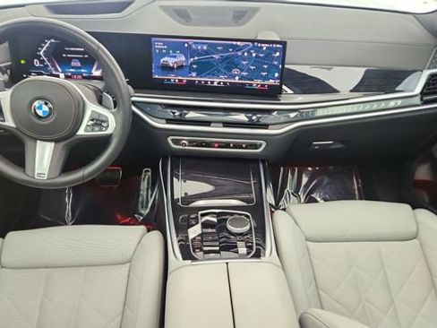 Used 2026 BMW X7 xDrive40i image 21