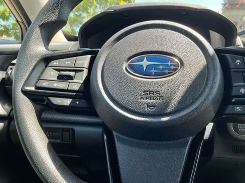 Used 2025 Subaru Crosstrek 2.5i Premium AWD/4WD image 21