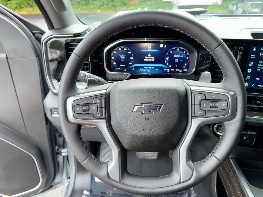 Used 2026 Chevrolet Silverado 1500 RST w/ RST All Star Premium Package RWD image 16