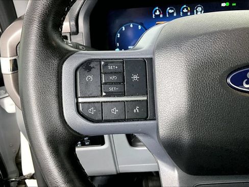 Used 2024 Ford F150 XLT AWD/4WD image 18