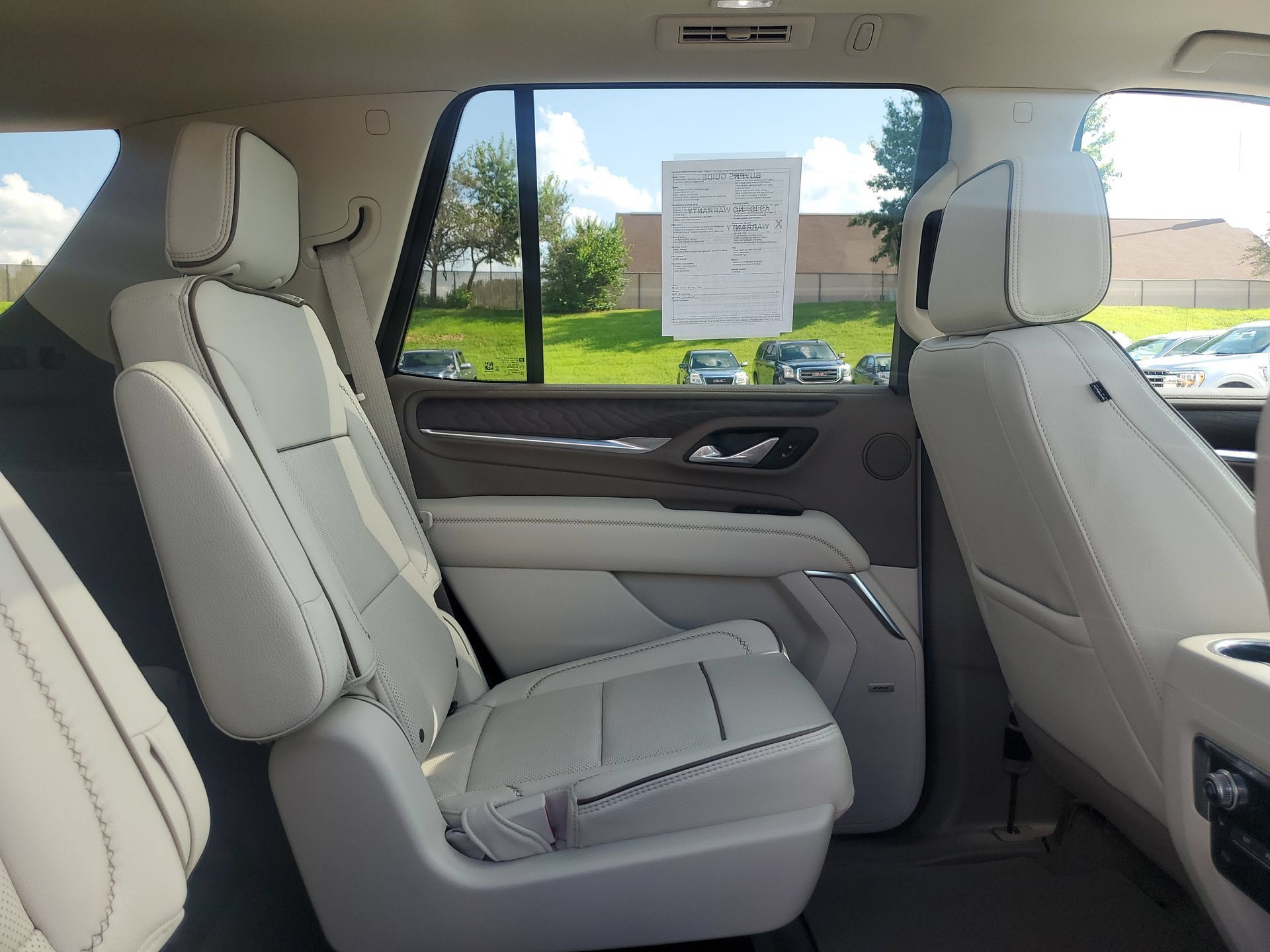 Used 2024 GMC Yukon Denali w/ Max Trailering Package AWD/4WD image 34