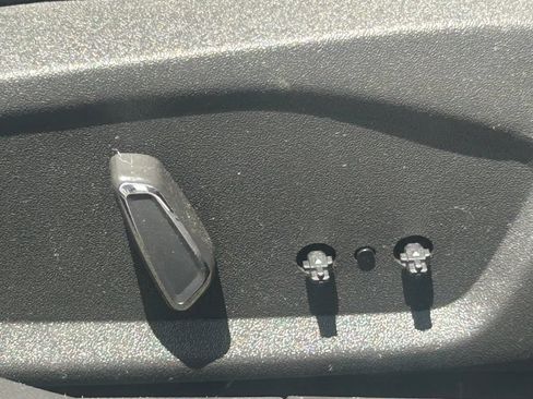 Used 2016 Ford Fusion SE FWD image 33