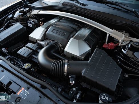 Used 2011 Chevrolet Camaro SS w/ RS Package image 11