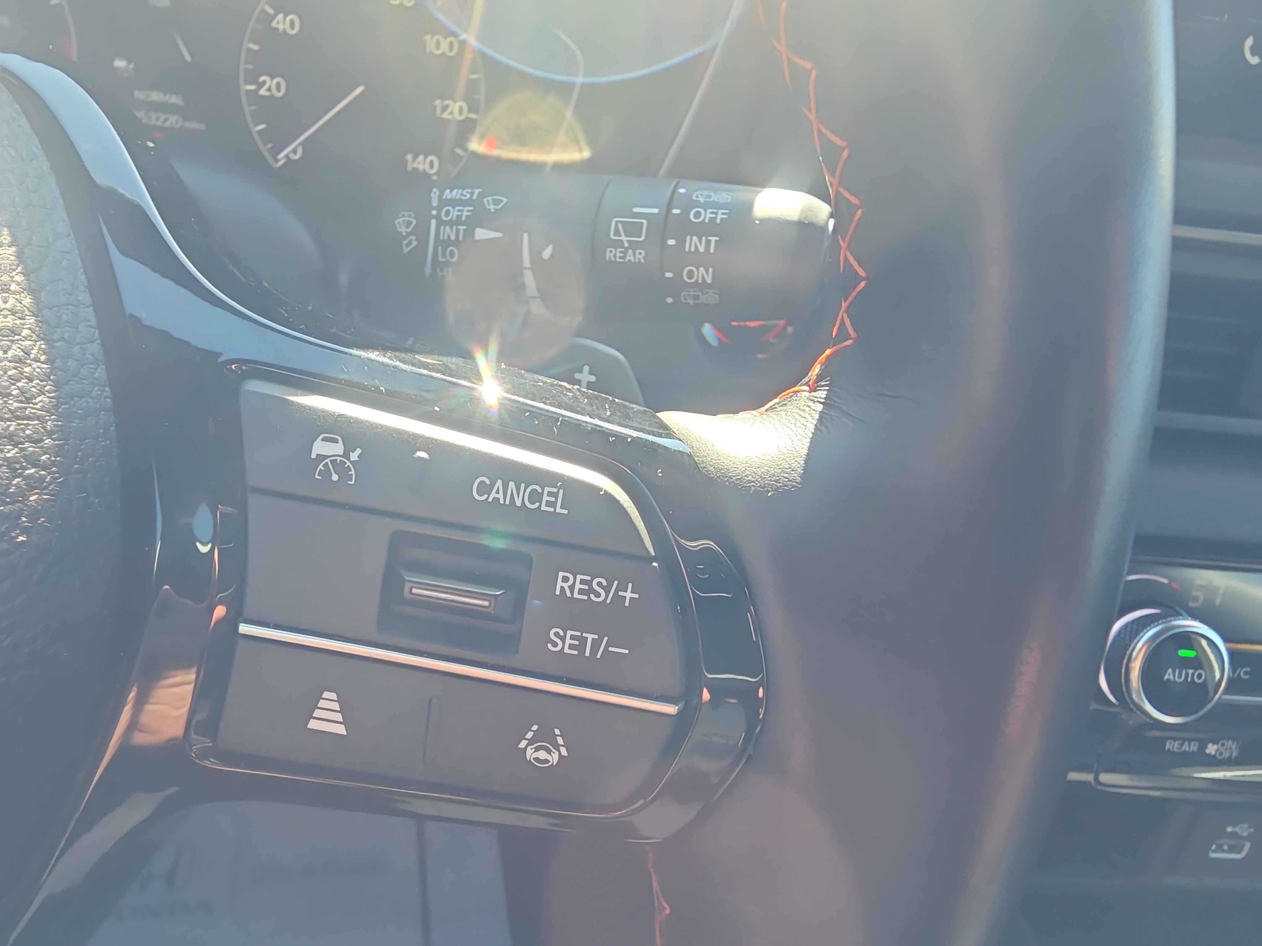 Used 2023 Honda Pilot TrailSport image 32
