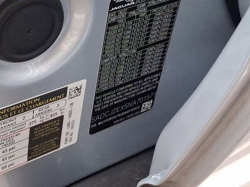 Used 2022 Jaguar F-PACE S image 31