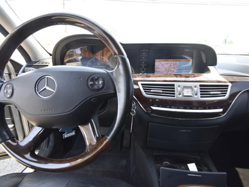 Used 2007 Mercedes-Benz S 550 image 8