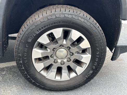 Used 2023 Chevrolet Silverado 2500 LT AWD/4WD image 13