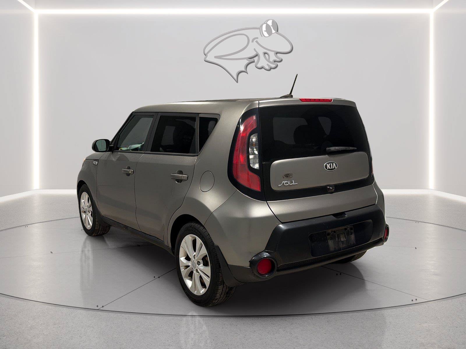 Used 2016 Kia Soul + w/ Audio Package FWD image 3