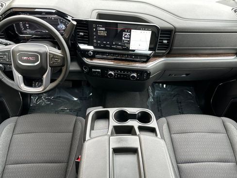 Certified 2024 GMC Sierra 1500 Elevation image 14