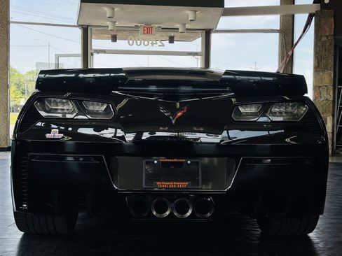 Used 2016 Chevrolet Corvette Z06 w/ 2LZ Preferred Equipment Group RWD image 10