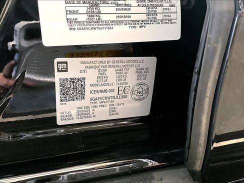 Used 2022 Buick Enclave Avenir w/ Avenir Technology Package AWD/4WD image 36