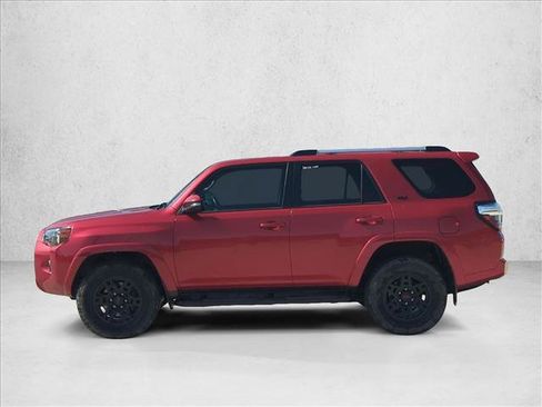 Used 2022 Toyota 4Runner SR5 Premium w/ Moonroof Package image 8