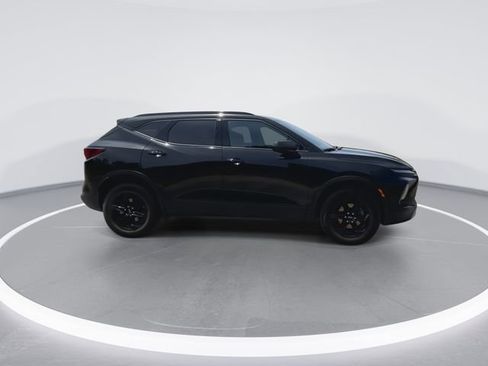 Used 2024 Chevrolet Blazer LT w/ Convenience Package FWD image 12