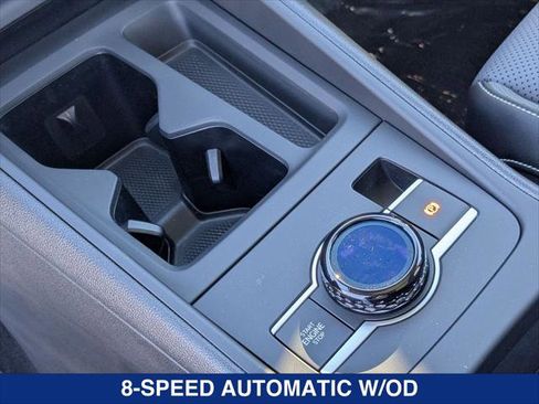New 2025 Volkswagen Tiguan SE AWD/4WD image 15