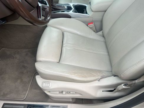 Used 2014 Cadillac SRX Performance AWD/4WD image 17