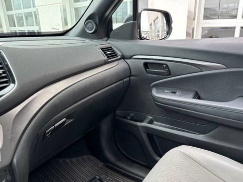 Used 2023 Honda Passport EX-L image 19
