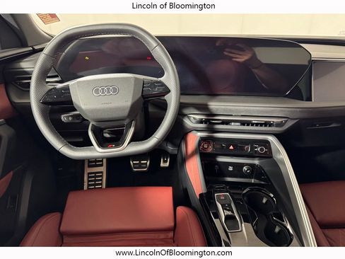 Used 2025 Audi SQ5 Prestige w/ Prestige Package AWD/4WD image 17