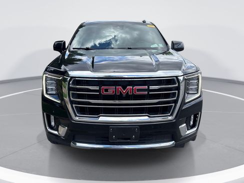 Used 2023 GMC Yukon XL SLT w/ SLT Luxury Package AWD/4WD image 2