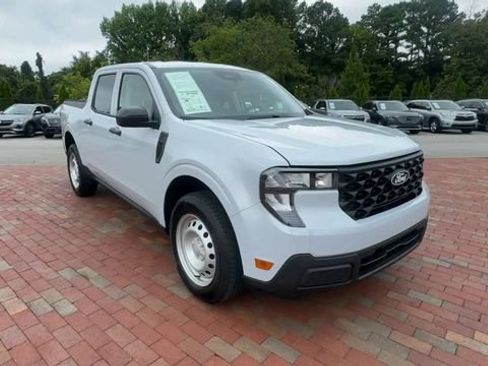Used 2025 Ford Maverick XL FWD image 5