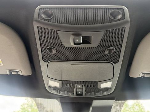 Used 2020 Ford F150 Lariat w/ Equipment Group 502A Luxury AWD/4WD image 26