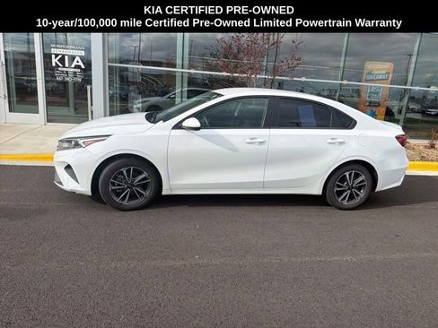 Certified 2023 Kia Forte LXS image 19