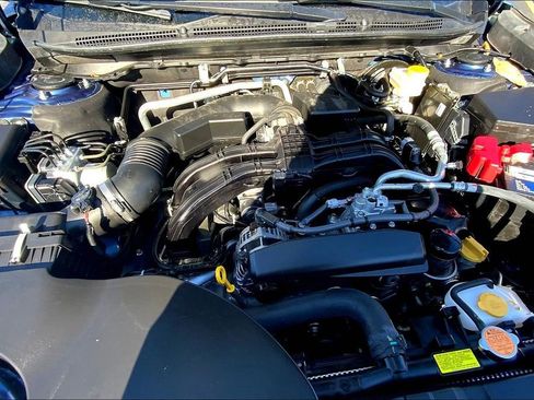 Certified 2022 Subaru Outback Premium image 11