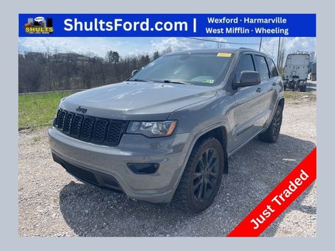 Used 2020 Jeep Grand Cherokee Altitude image 1