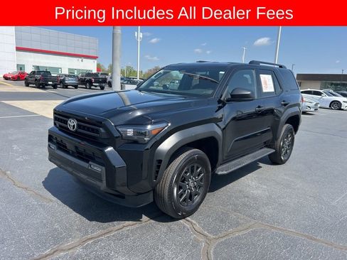 Used 2025 Toyota 4Runner SR5 AWD/4WD image 1
