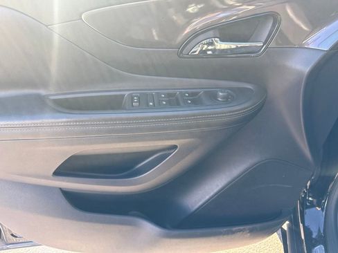 Used 2018 Buick Encore Preferred AWD/4WD image 17