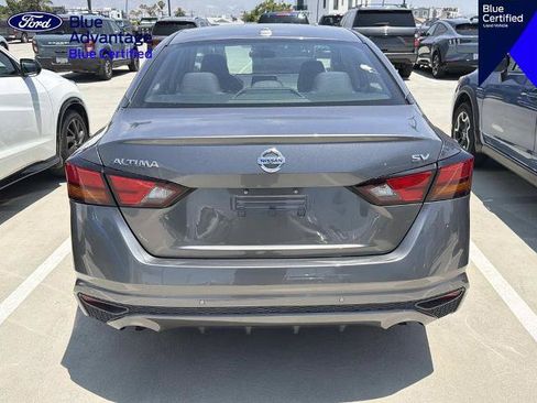 Used 2022 Nissan Altima 2.5 SV FWD image 10