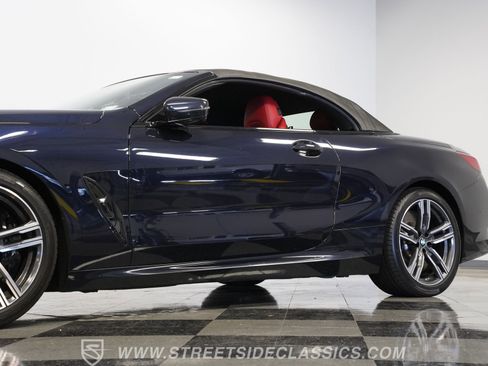 Used 2022 BMW M850i xDrive xDrive Convertible image 22