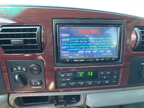 Used 2006 Ford F250 Lariat AWD/4WD image 16
