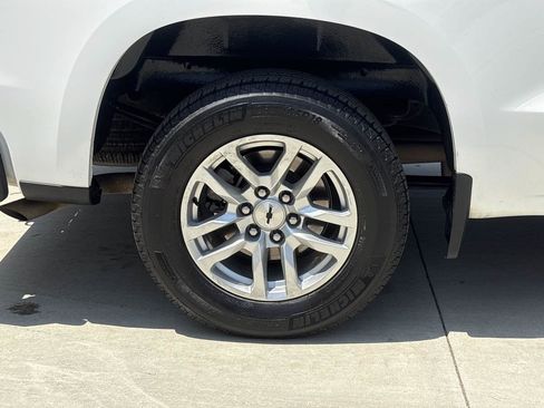 Used 2021 Chevrolet Silverado 1500 RST RWD image 9