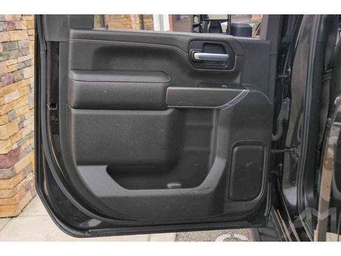 Used 2022 GMC Sierra 2500 AT4 w/ Snow Plow Prep/Camper Package image 16