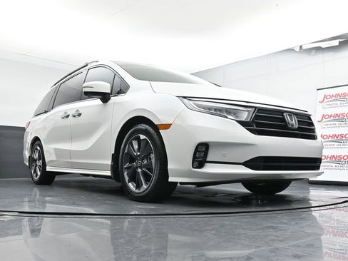 Used 2023 Honda Odyssey Elite image 42