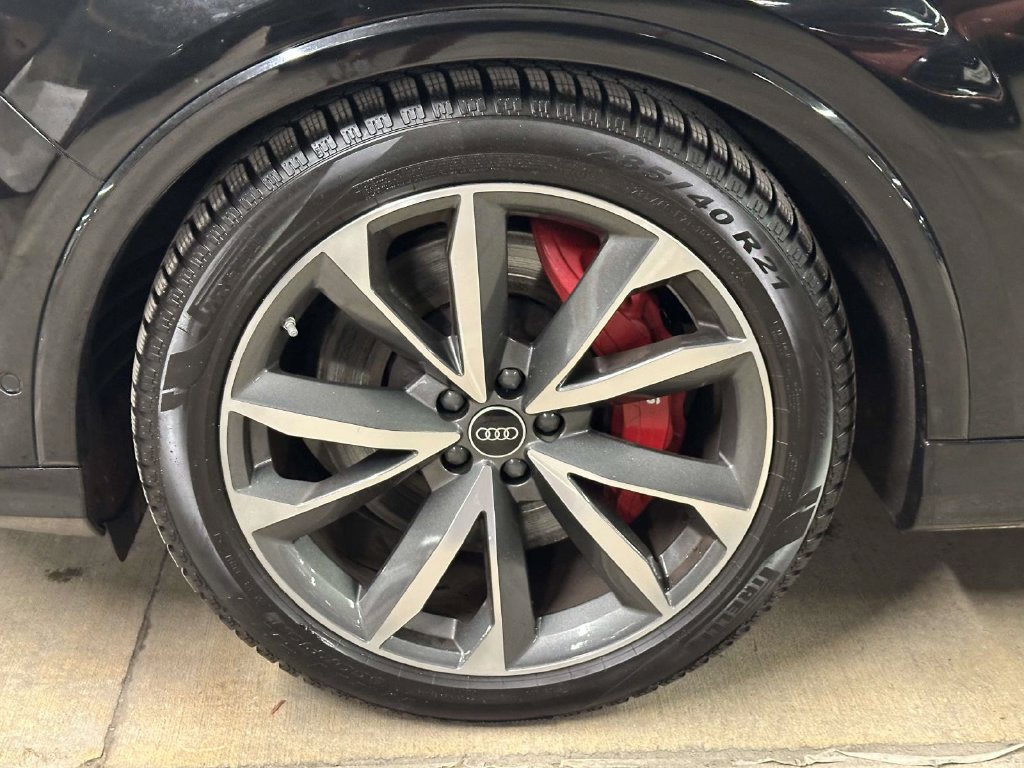 Used 2023 Audi SQ7 Prestige w/ Sport Package AWD/4WD image 10
