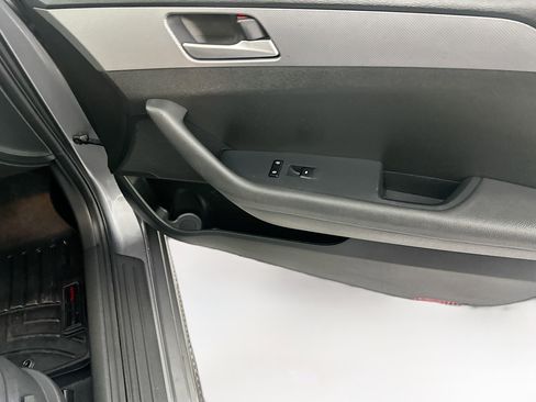 Used 2019 Hyundai Sonata SE image 30