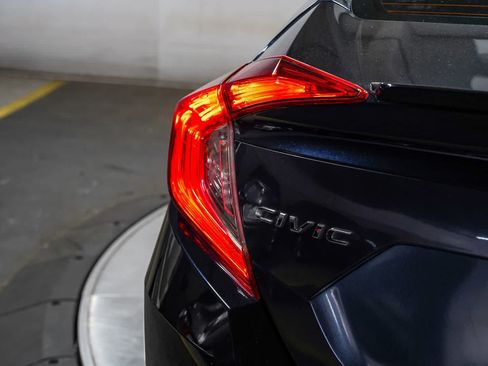 Used 2017 Honda Civic EX-T image 11