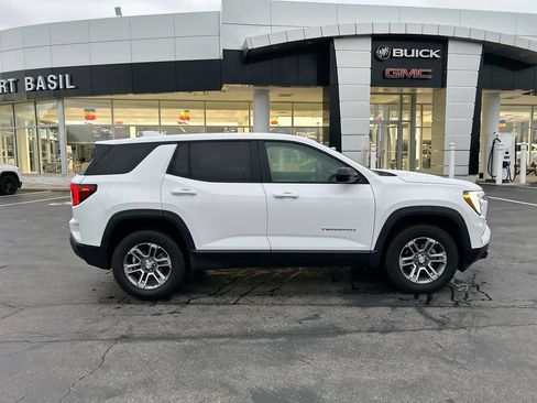 Used 2026 GMC Terrain Elevation AWD/4WD image 9
