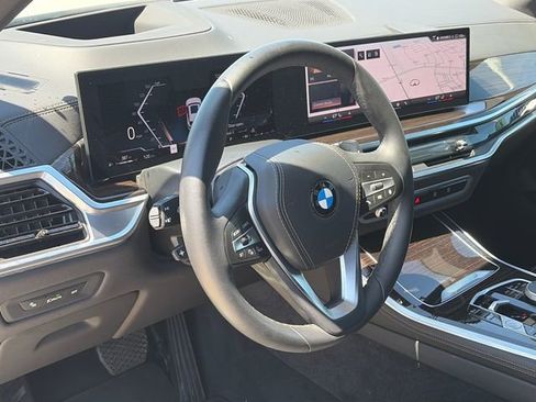 Used 2026 BMW X5 xDrive40i image 17