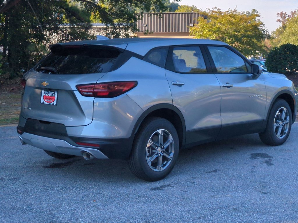 New 2026 Chevrolet Blazer LT FWD image 5