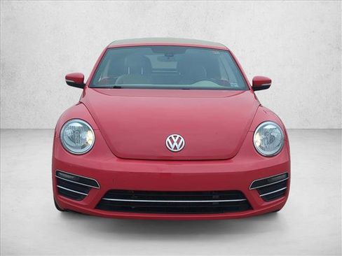 Used 2019 Volkswagen Beetle 2.0T SE image 2