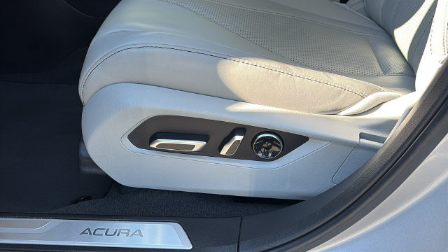 Certified 2023 Acura RDX w/ Technology Package AWD/4WD image 11