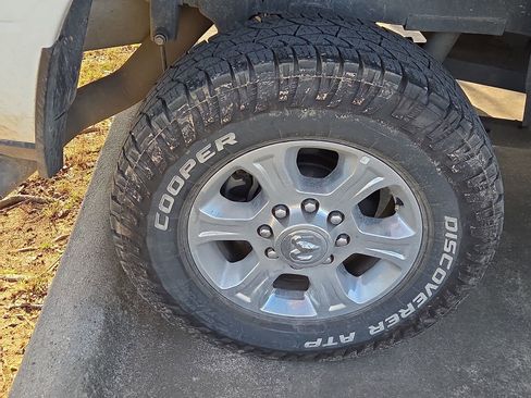 Used 2024 RAM 2500 Big Horn w/ Off Road Package image 5