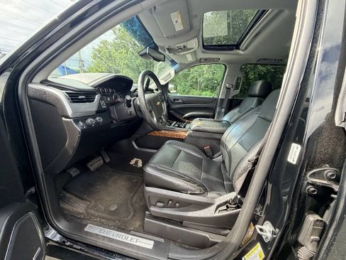 Used 2015 Chevrolet Suburban LTZ AWD/4WD image 43