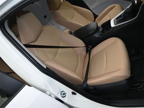 New 2025 Toyota RAV4 LE image 14
